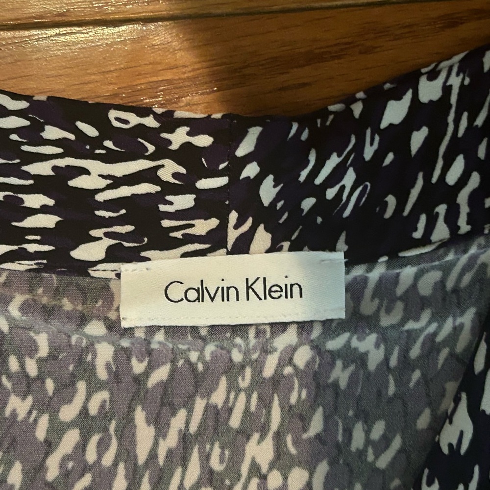 Calvin Klein CK Women's Geometric Twist Knot V-Neck Sleeveless Top L 12-14 - Picture 12 of 15